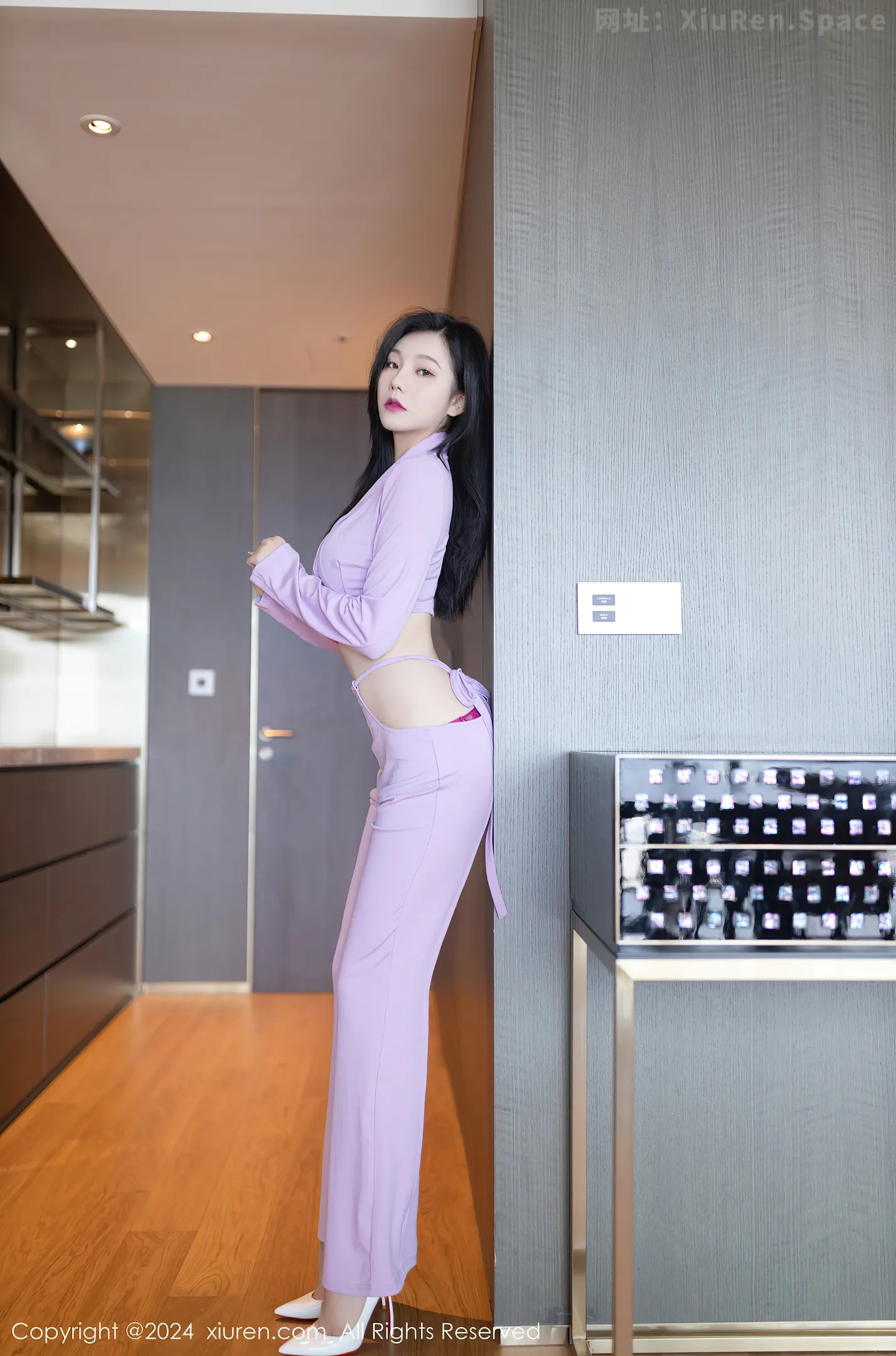 图片[5]-[XiuRen秀人网]VOL.8006 模特安然anran性感淡粉套装露紫红色内衣配白丝袜完美诱惑写真80P-秀人网官方网站